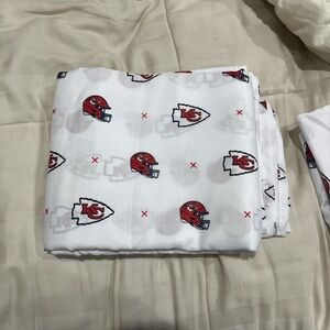 Barnes & Noble Kids Matching Set - White and Red